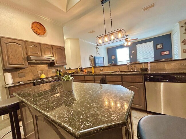 Building Photo - 3815 Copper Bend Dr