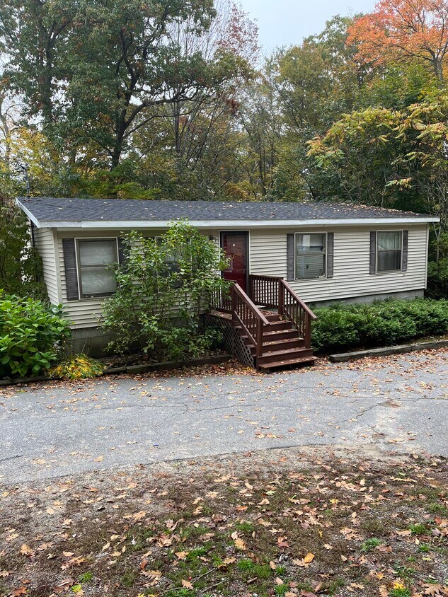 Front exterior - 12 Spruce St