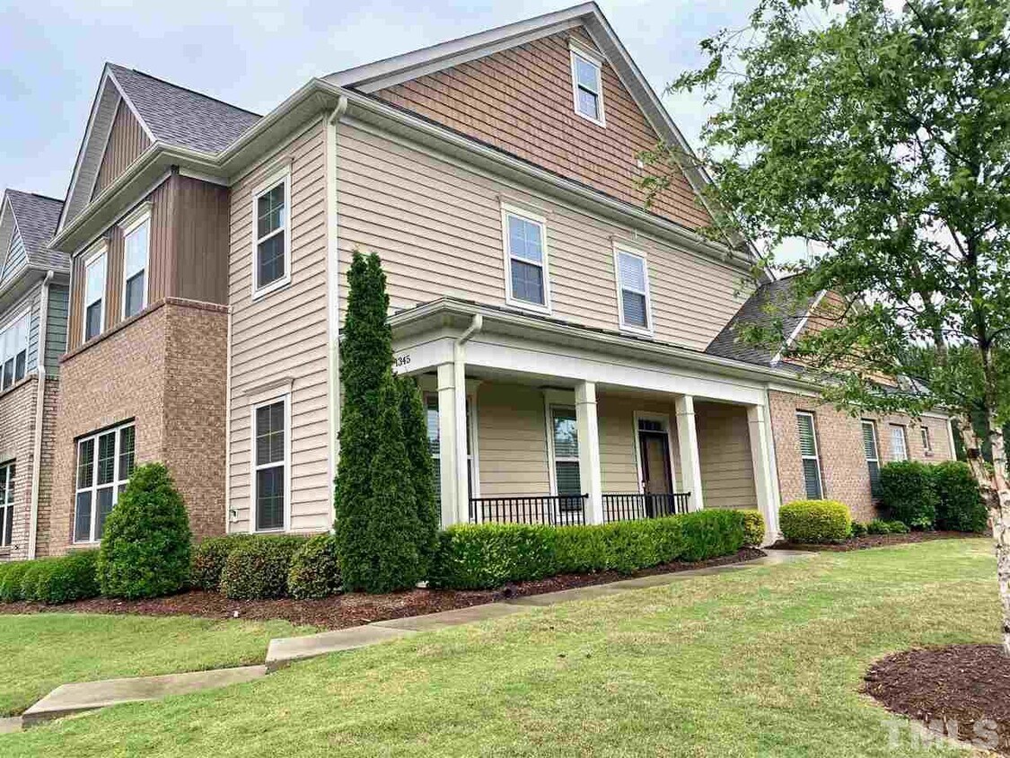 1345 Alemany St, Morrisville, NC 27560 Townhome Rentals in