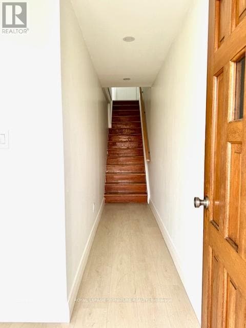 Building Photo - 115 Torrens Ave