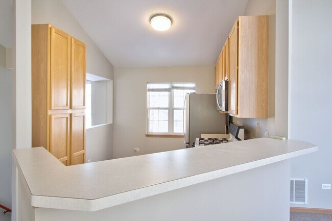 Foto del edificio - 2427 Sheehan Dr