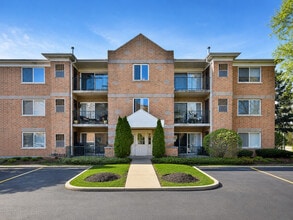 Building Photo - 5351 N East River Rd