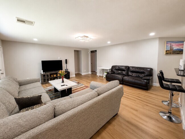Building Photo - 5119 Ivy Fair Way