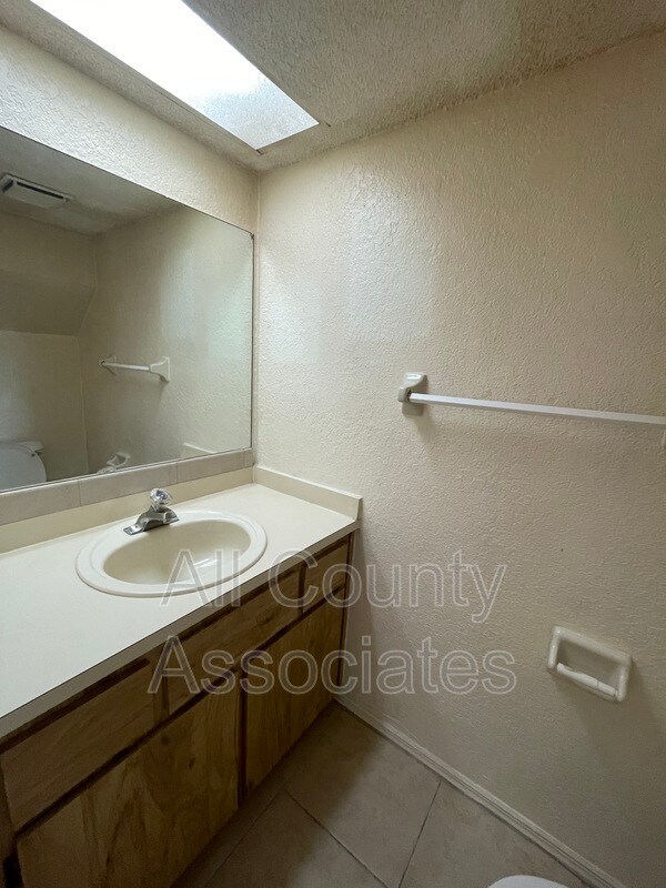 Building Photo - 8925 Cochise Ln