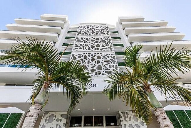 Foto del edificio - 1155 102nd St