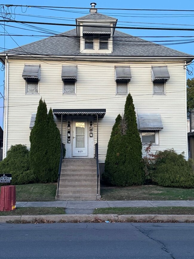 Building Photo - 467 Northampton St