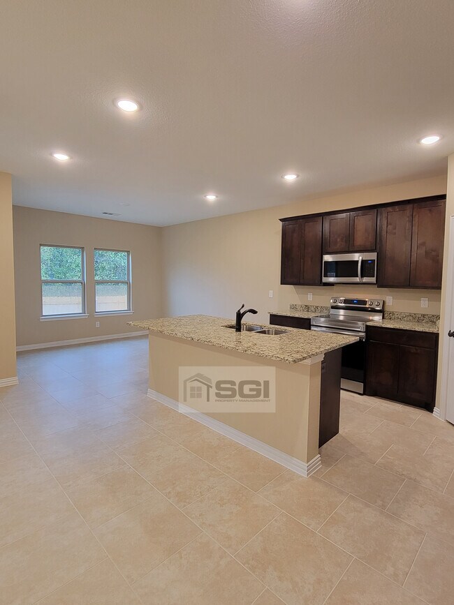 Foto del edificio - Fantastic quality construction 3 bedroom