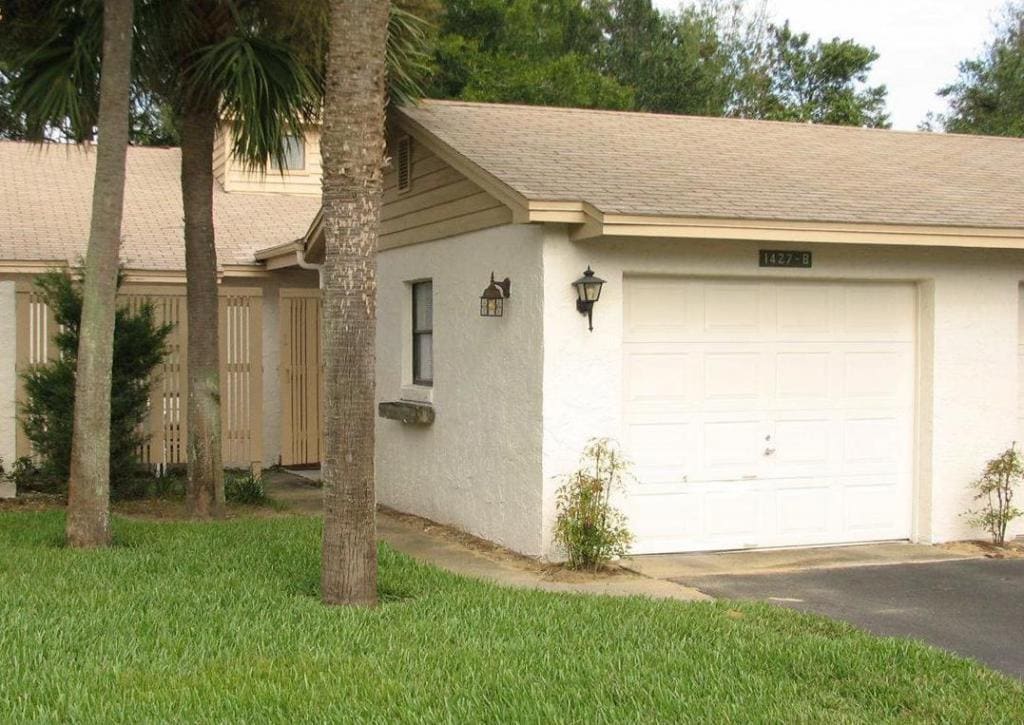 Photo - 1427 B OAK PLACE
