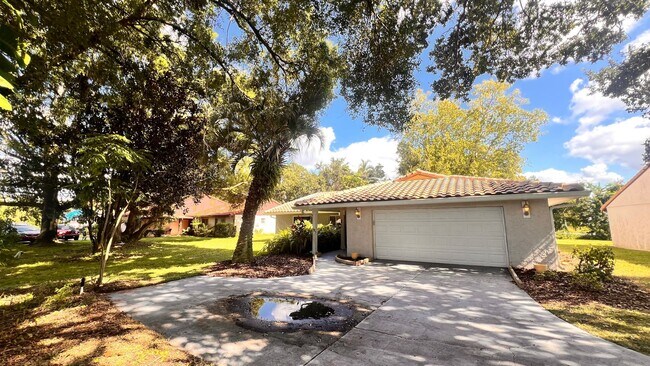 Foto del edificio - AMAZING 3 Bedroom 2 Bathroom Home in Orlan...