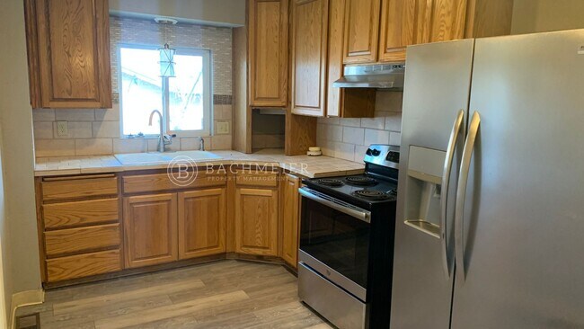Foto del edificio - 724 SE 3rd St