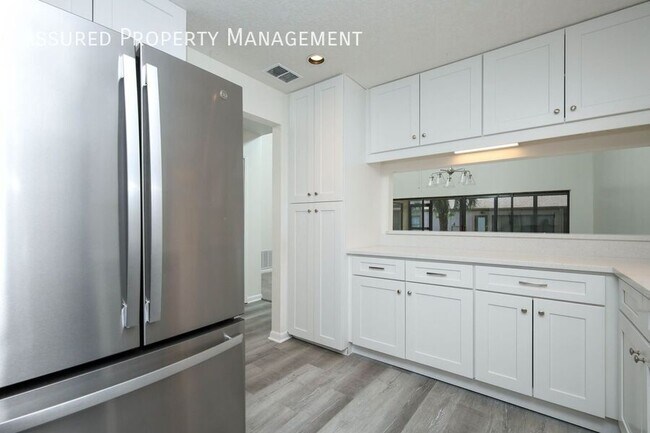 Foto del edificio - 301 Dryberry Way
