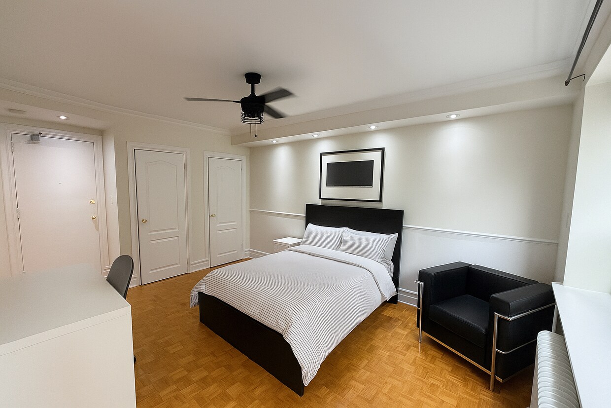 Photo principale - 710 Spadina Ave.