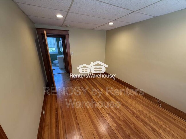 Building Photo - 6015 Rossville Blvd
