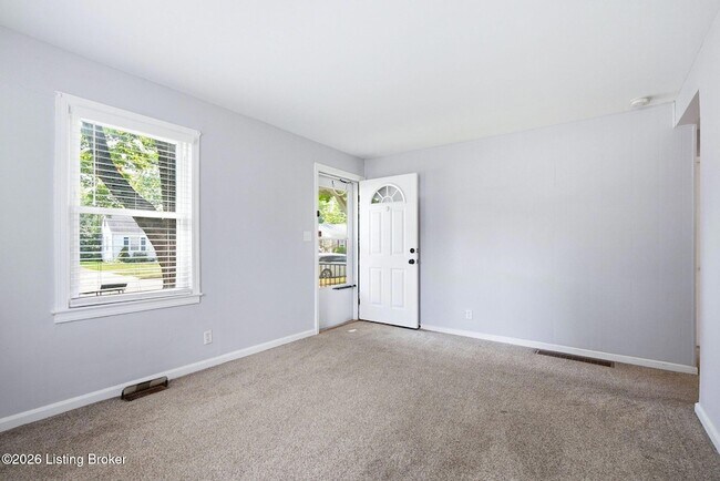 Building Photo - 1047 Seelbach Ave