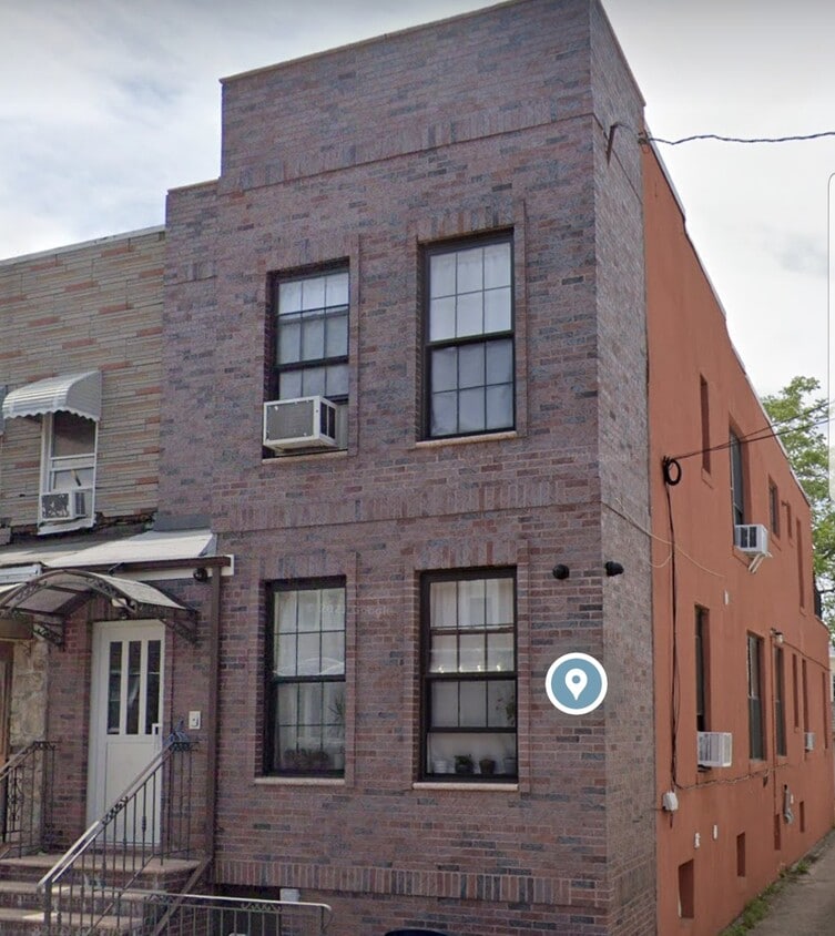 Building Photo - 6938 79th St