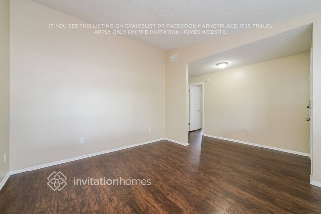 Foto del edificio - 7205 Seamans Bluff
