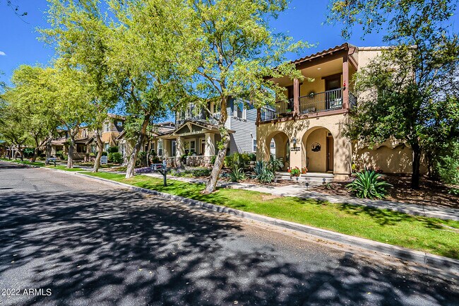 Foto del edificio - 21124 W Prospector Way