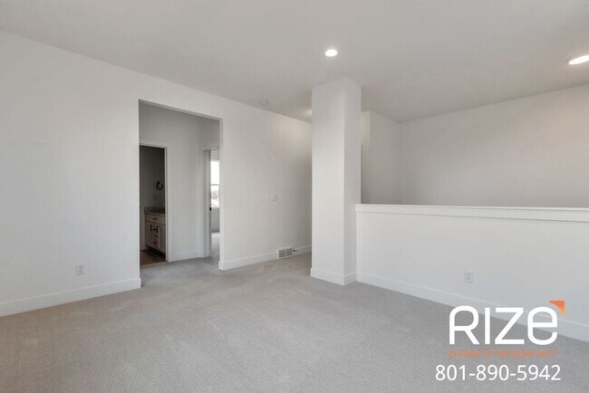 Building Photo - 5377 W 7930 S