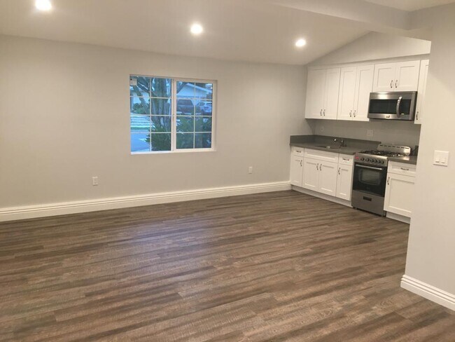 Foto del edificio - 12762 Meadowlark Ave