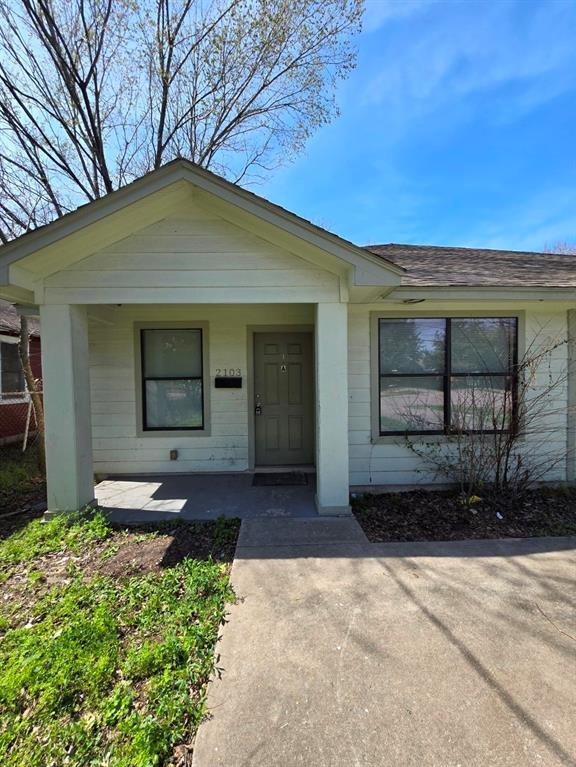 Primary Photo - 2103 Davis St