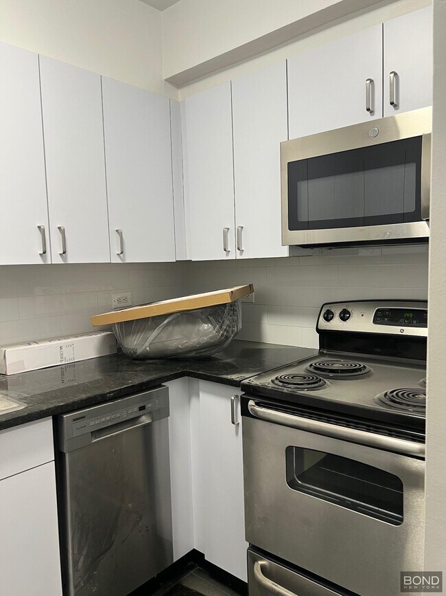 Foto del edificio - 219 E 69th St