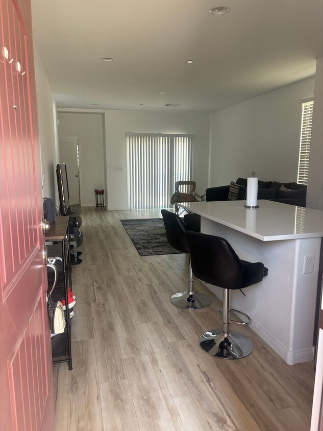 Foto principal - 398 Desert Cadence St