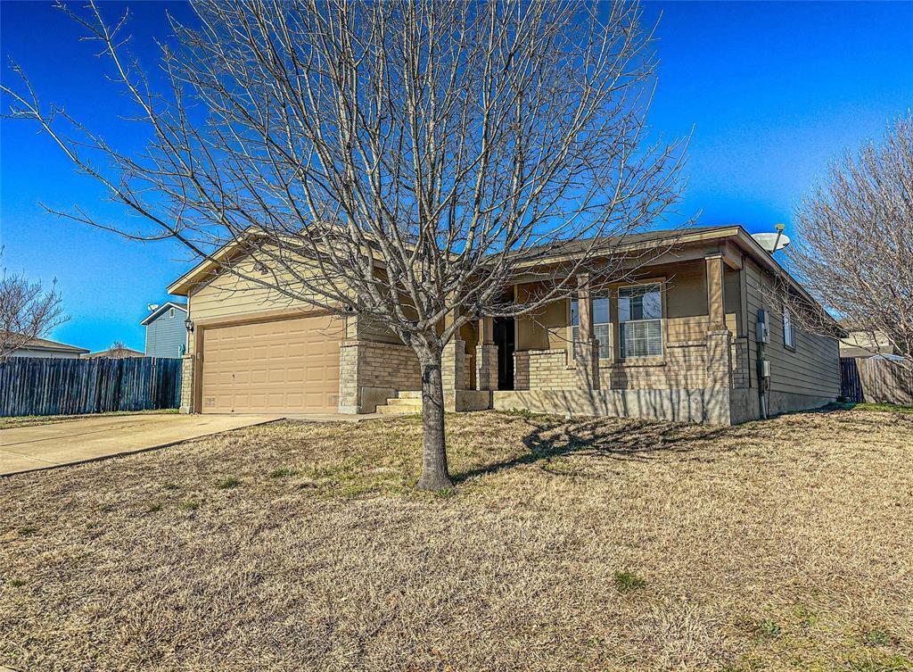 Primary Photo - 738 Crosspoint Dr
