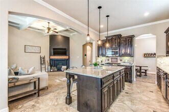 Building Photo - 936 Lake Meadow Ln