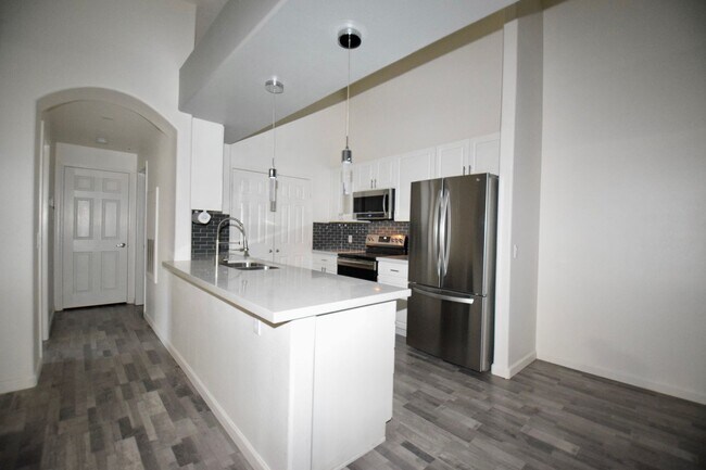 Building Photo - Great 2 bedroom 2 bathroom Mesa Condo