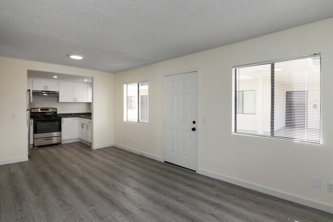 Foto del edificio - 606 N Oxford Ave
