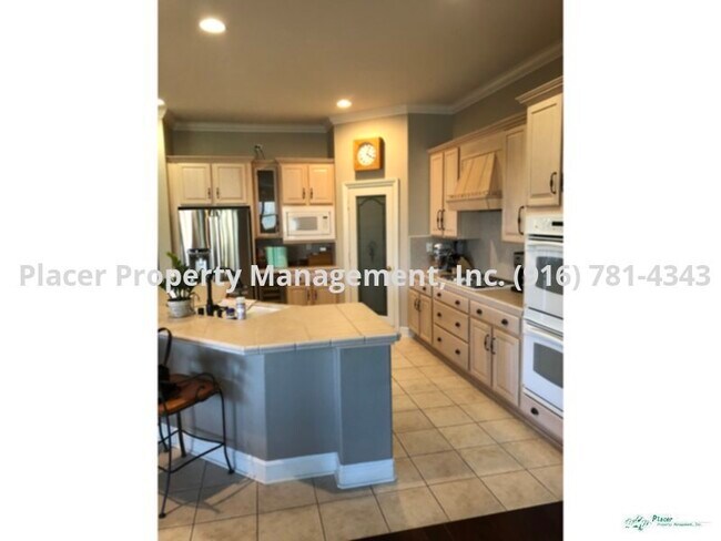 Foto del edificio - Crocker Ranch gated community