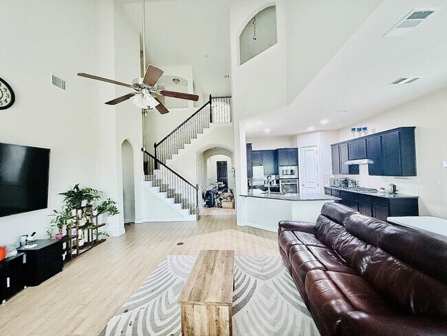 Building Photo - 3925 Gildas Path