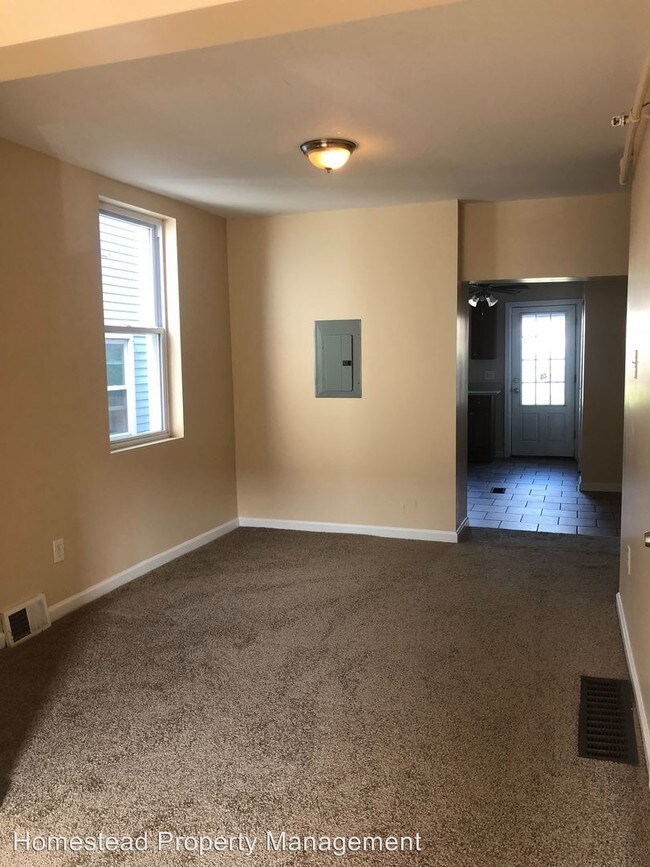 Building Photo - 4 br, 1 bath House - 4 W. 5th Street