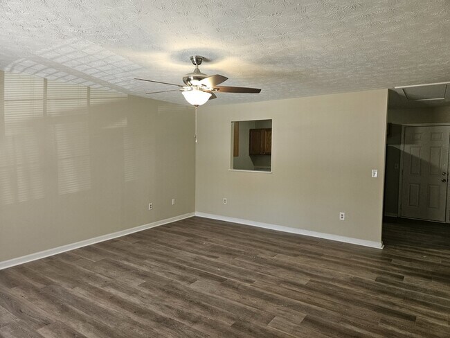 Photo - 1140 Micha Way House