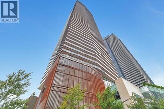 Building Photo - 4650-4650 Brentwood Blvd