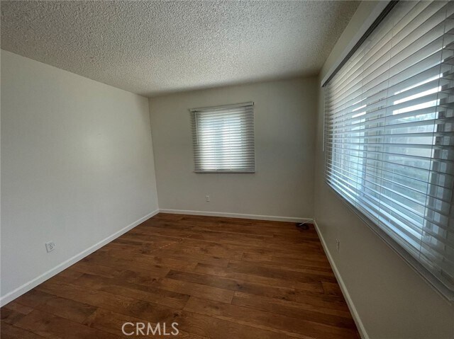 Foto del edificio - 1650 S Campus Ave