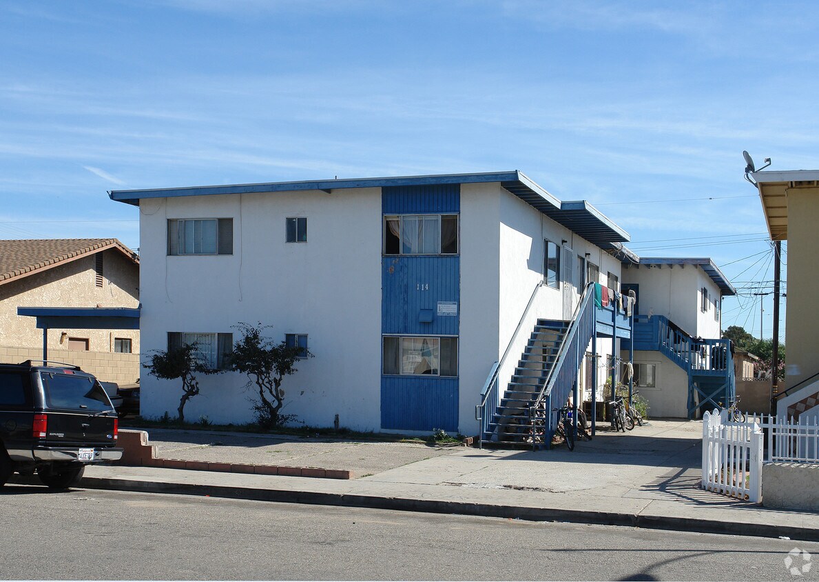 Primary Photo - 114 S Roosevelt Ave
