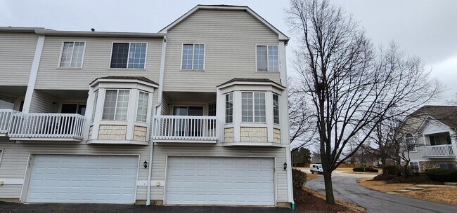 Foto del edificio - 3185 Ketch Ct