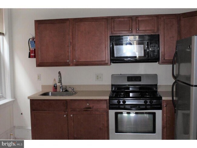 Foto del edificio - 5007 Pine St