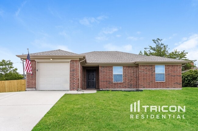 Building Photo - 604 Cumberland Dr