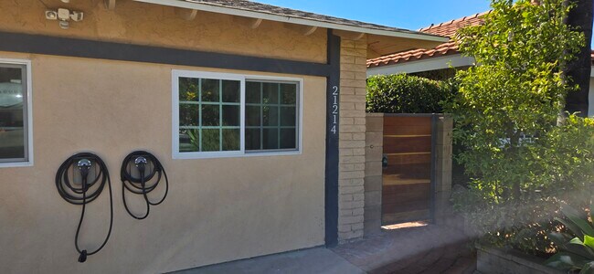 Foto del edificio - 21214 Merridy St