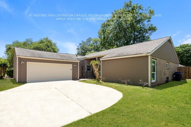 Building Photo - 4515 Hidden Springs Dr