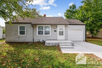 Building Photo - 1121 Glendale