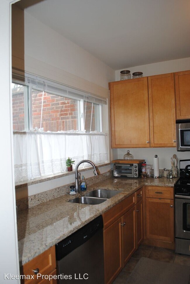 Foto del edificio - 2 br, 2 bath Apartment - 3580 Burch