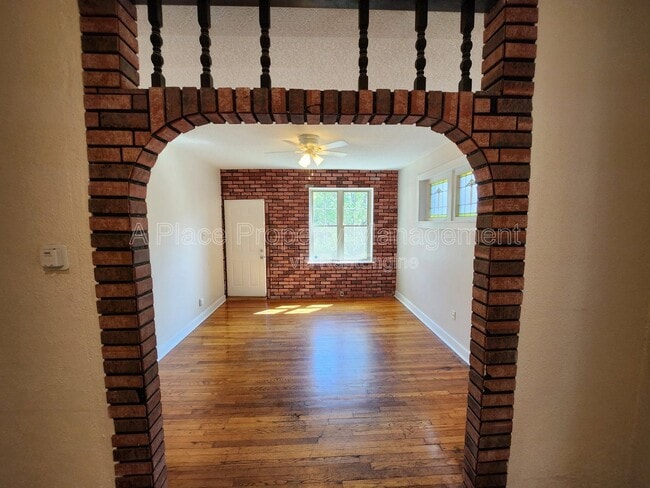Building Photo - 3145 Halliday Ave