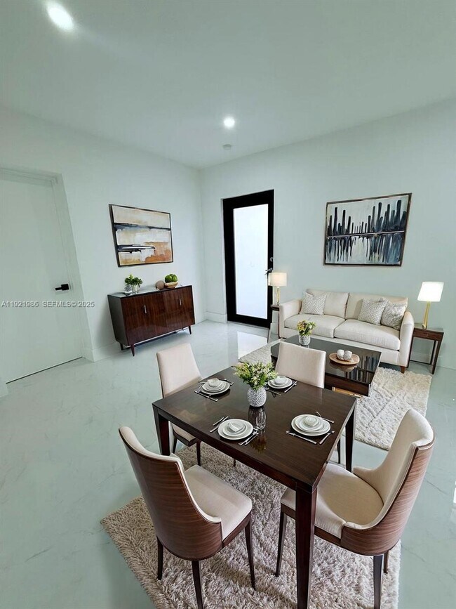 Foto del edificio - 4240 SW 27th St