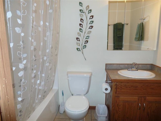 Building Photo - Sanibel Executive Suites / Extended Stay