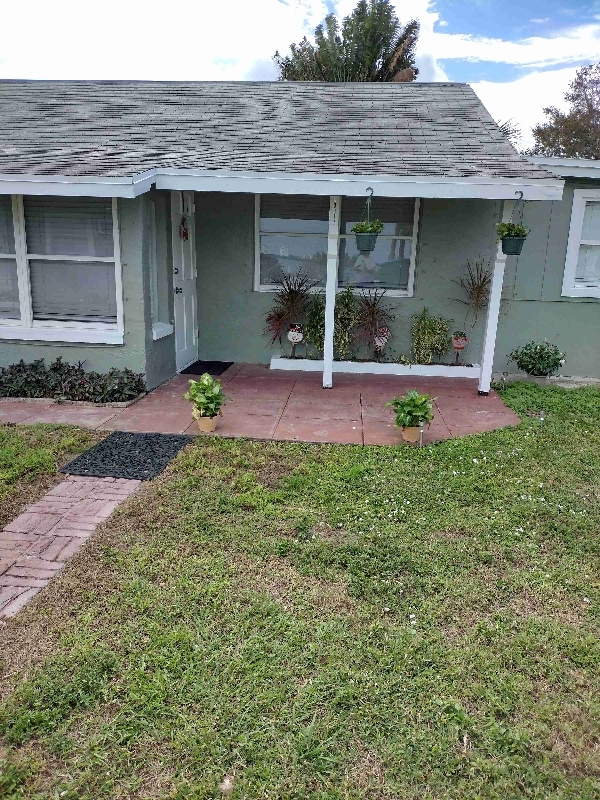 13817 S Indian River Dr, Jensen Beach, FL 34957 - Room for Rent in ...