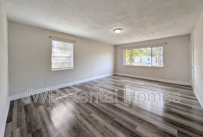 Foto del edificio - 4029 Fairfax St