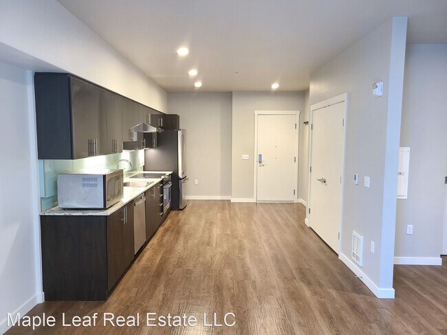 Foto del edificio - 1 br, 1 bath House - 1085 103rd Ave NE, Ap...